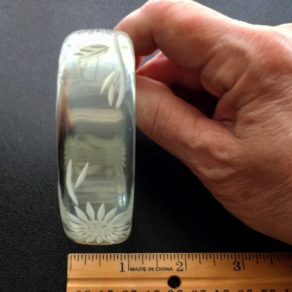 Vintage Clear Lucite Bangle Bracelet Aquamarine Tint Reverse Carved Acrylic - Picture 8 of 9